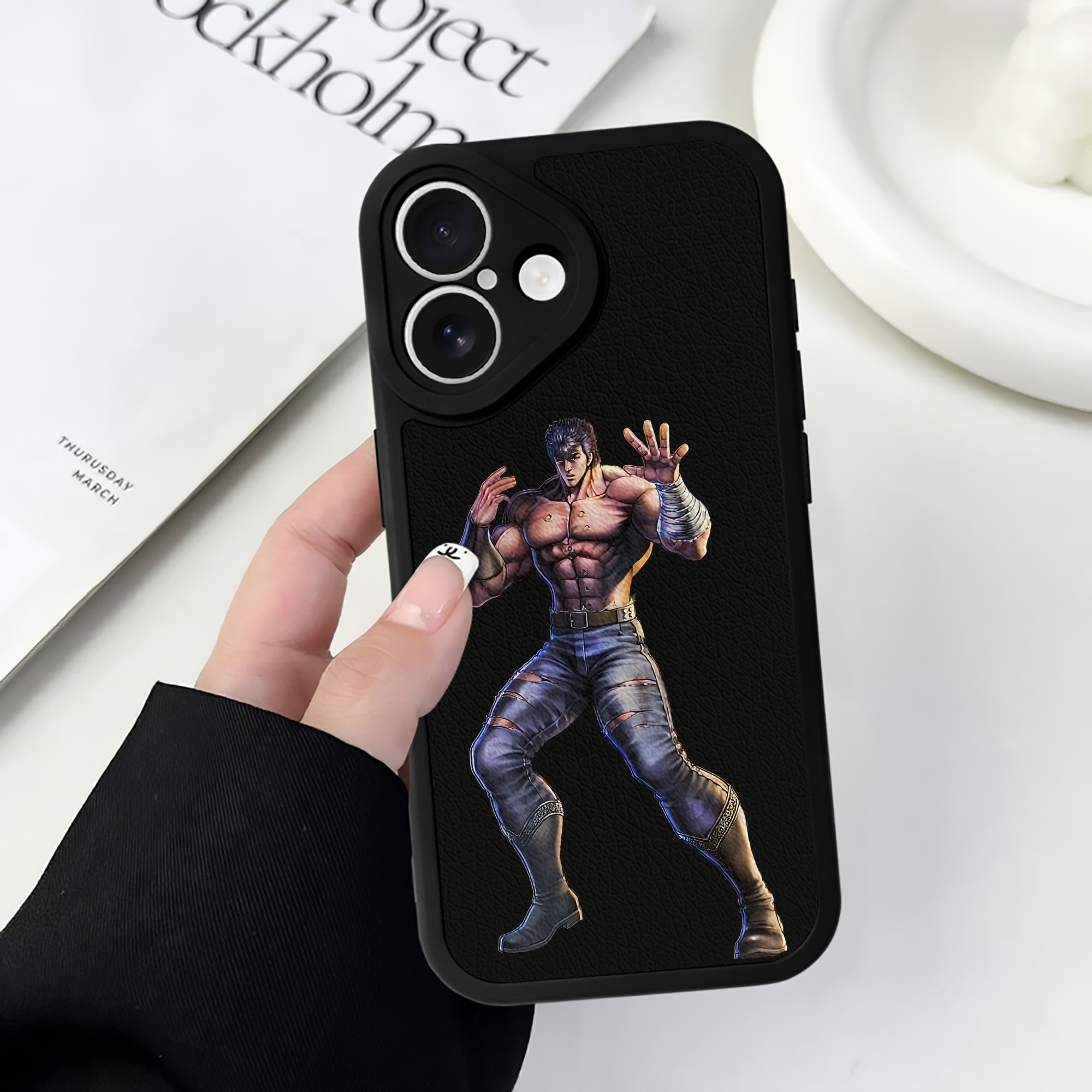 （画像用） 北斗の拳 Fist of the North Star 【iPhone 16シリーズ対応】シリコンスマホケース（レザー調） 材質：シリコン
